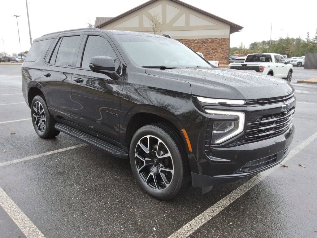 2025 Chevrolet Tahoe RST