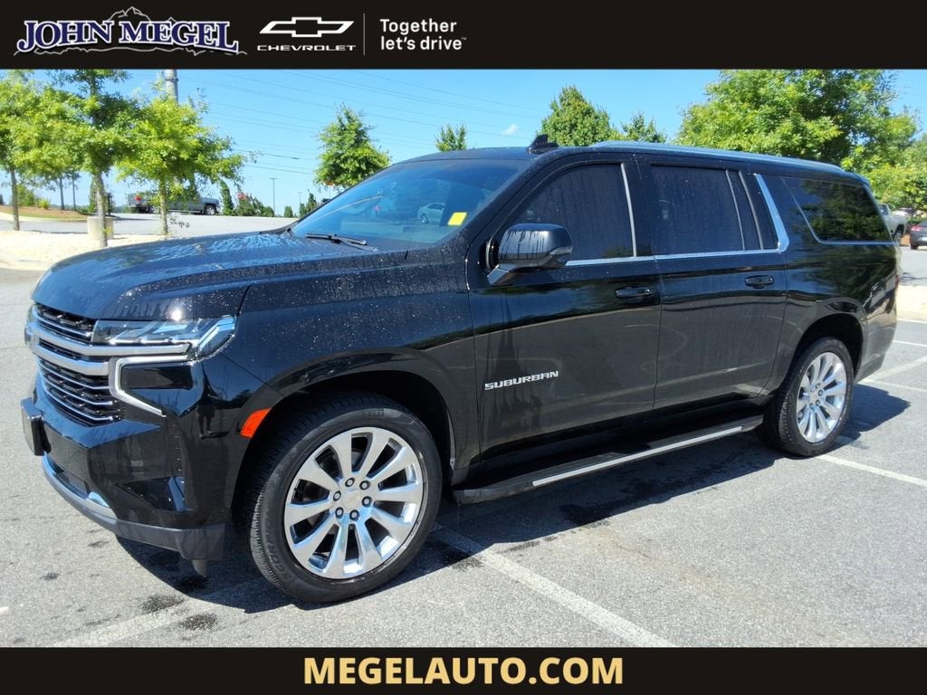 2023 Chevrolet Suburban LT