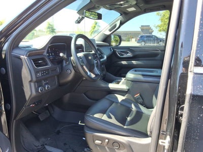 2023 Chevrolet Suburban LT