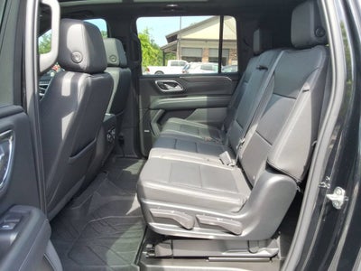 2023 Chevrolet Suburban LT