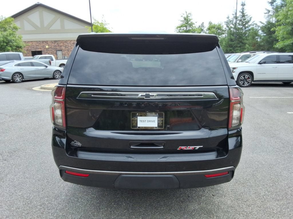 2021 Chevrolet Suburban RST
