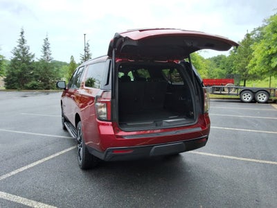 2023 Chevrolet Suburban RST