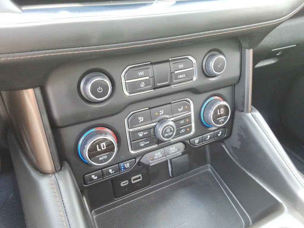 2024 Chevrolet Suburban High Country