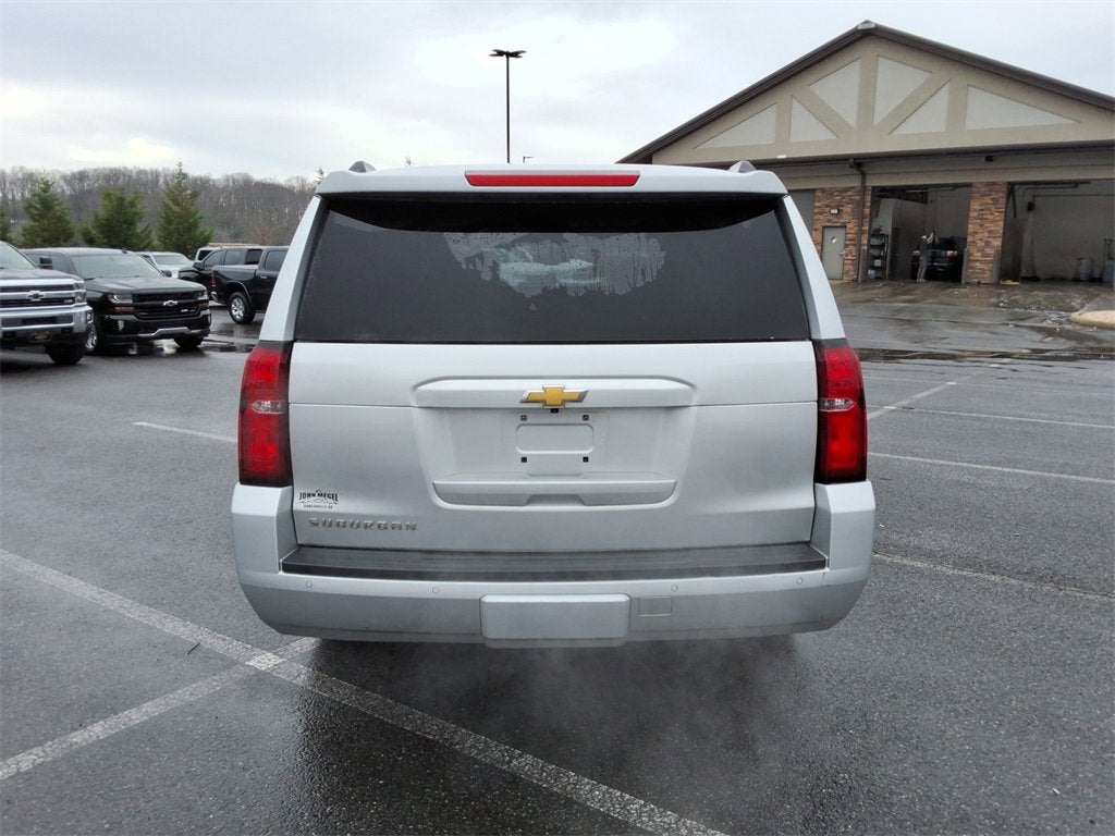 2018 Chevrolet Suburban LT