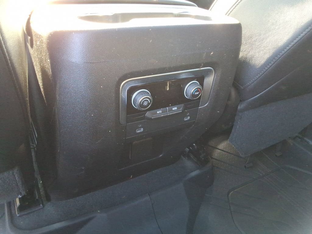 2021 Chevrolet Suburban RST