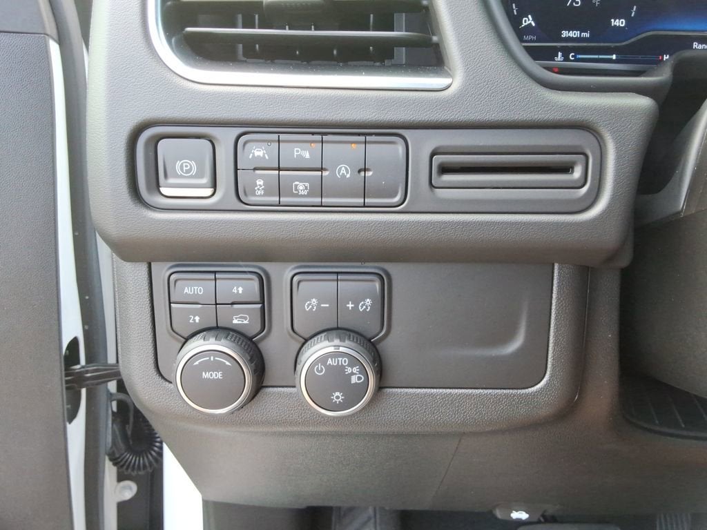 2024 Chevrolet Suburban RST
