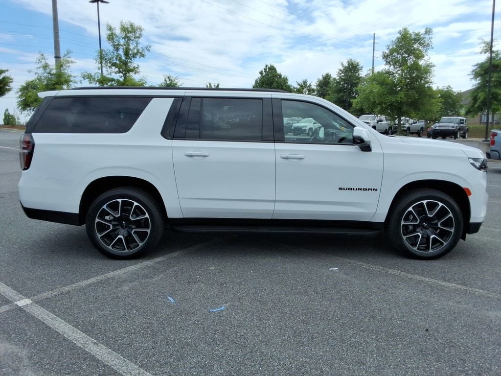 2024 Chevrolet Suburban RST