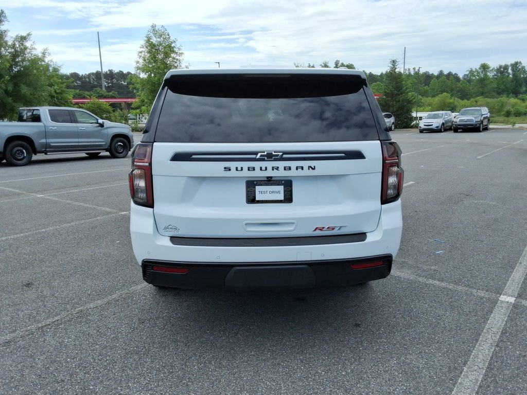 2024 Chevrolet Suburban RST