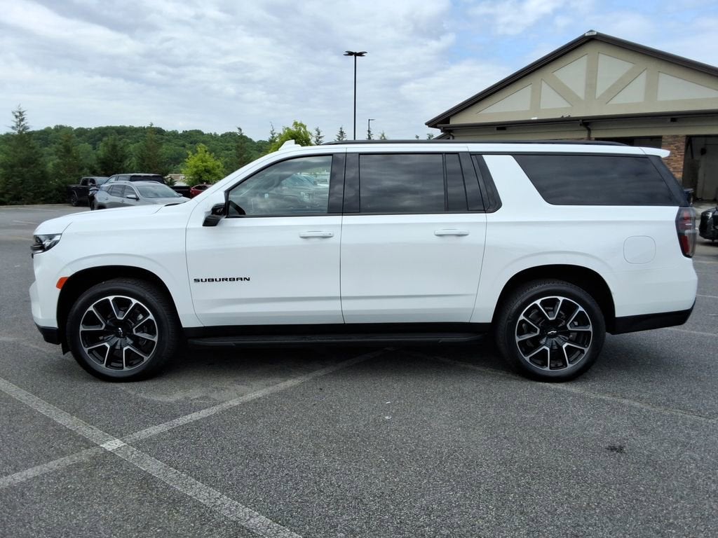 2024 Chevrolet Suburban RST
