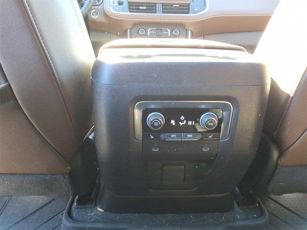 2023 Chevrolet Suburban High Country