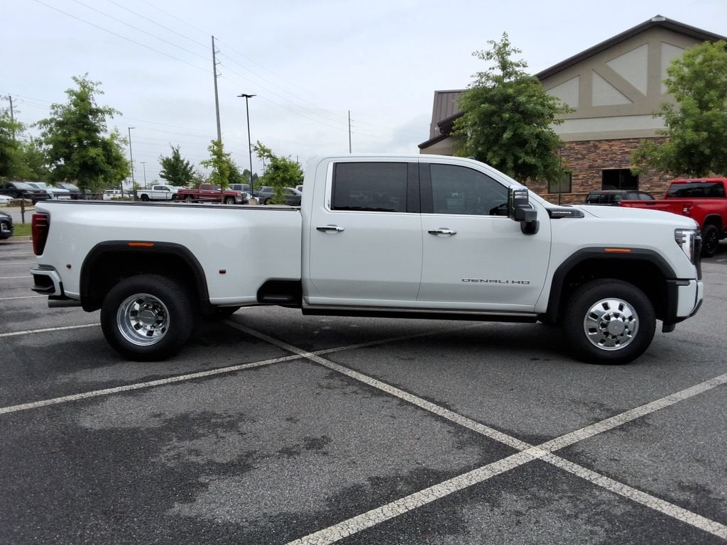 2025 GMC Sierra 3500 HD Denali Ultimate DRW