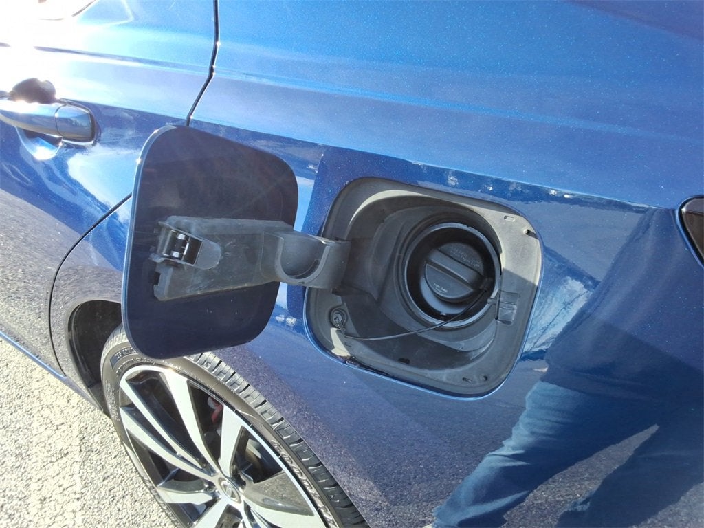 2020 Nissan Altima SR FWD