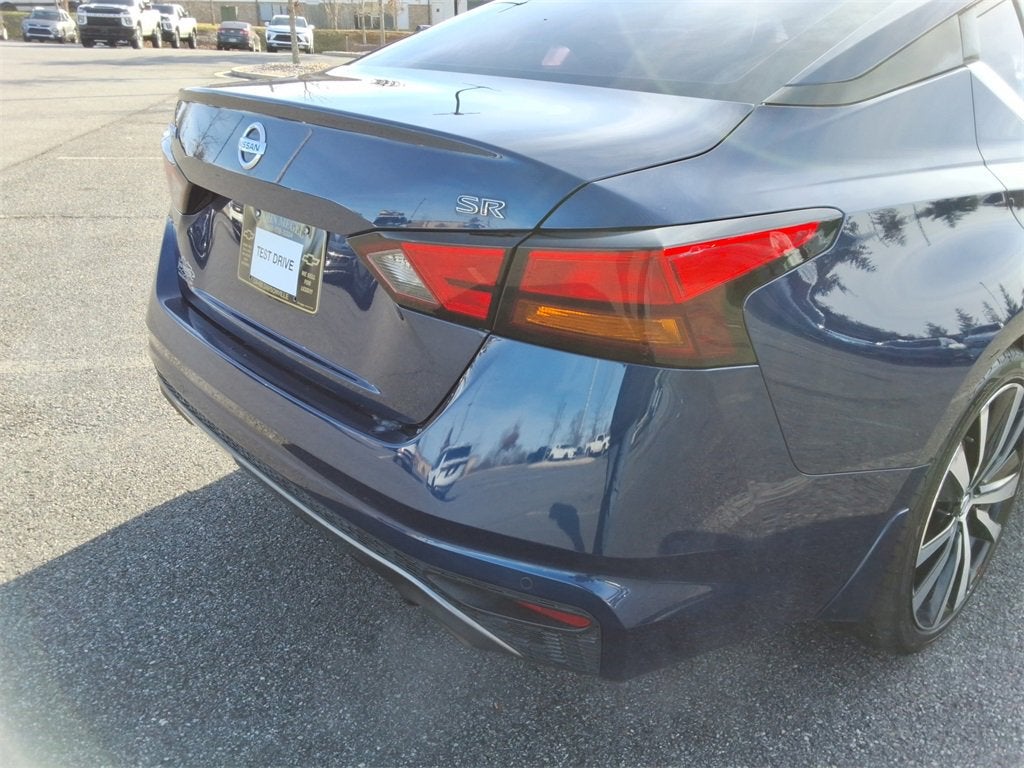 2020 Nissan Altima SR FWD