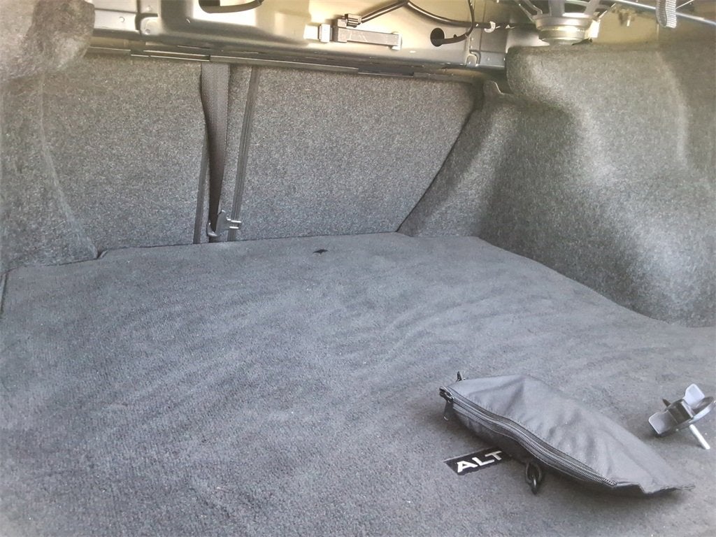 2020 Nissan Altima SR FWD