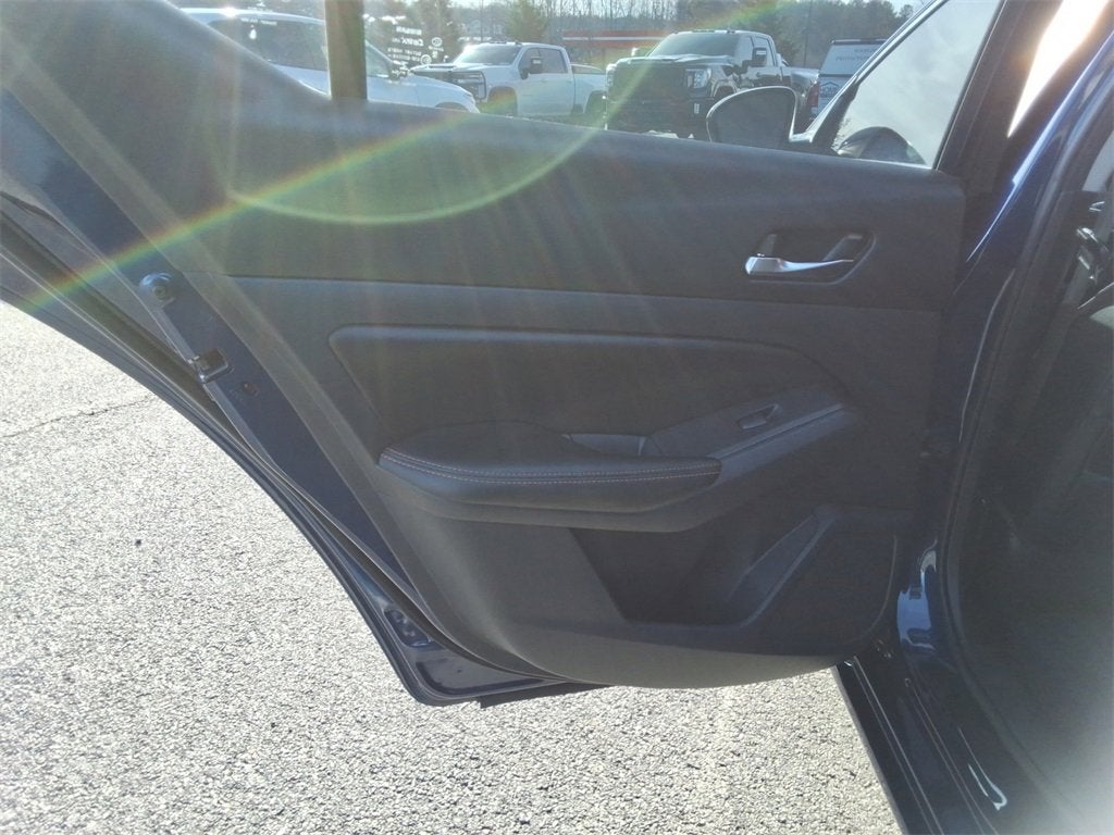 2020 Nissan Altima SR FWD