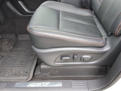 2024 Nissan TITAN Crew Cab PRO-4X 4x4