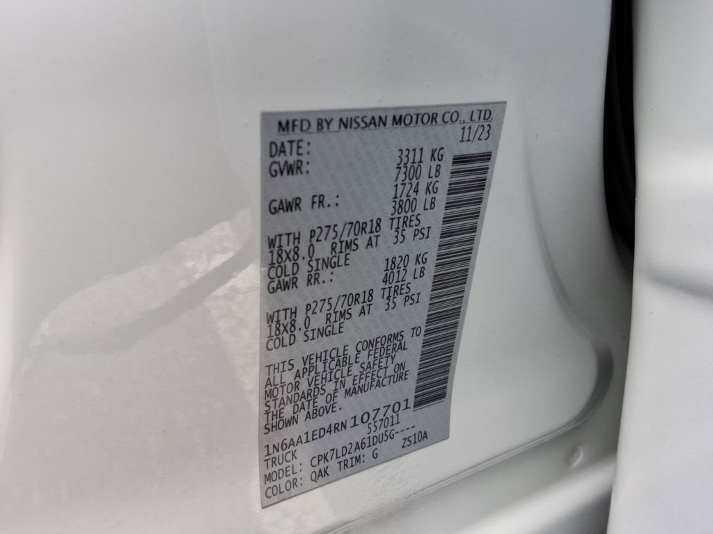 2024 Nissan TITAN Crew Cab PRO-4X 4x4