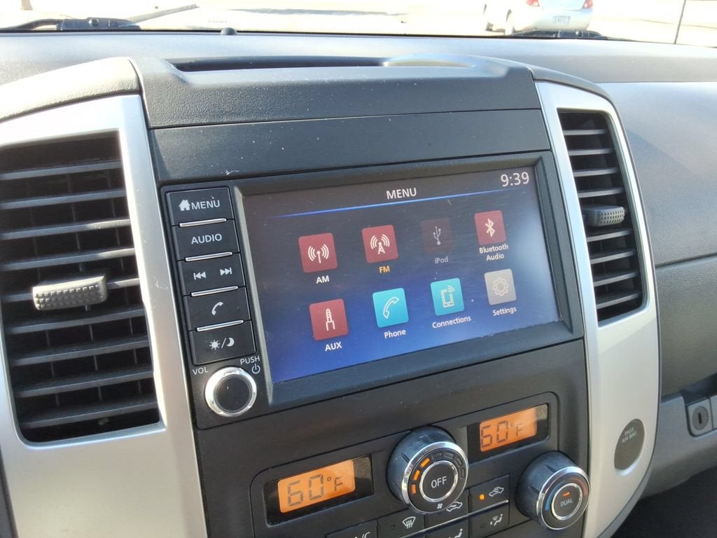 2021 Nissan Frontier Crew Cab SV 4x2