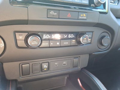 2024 Nissan Frontier Crew Cab PRO-4X 4x4