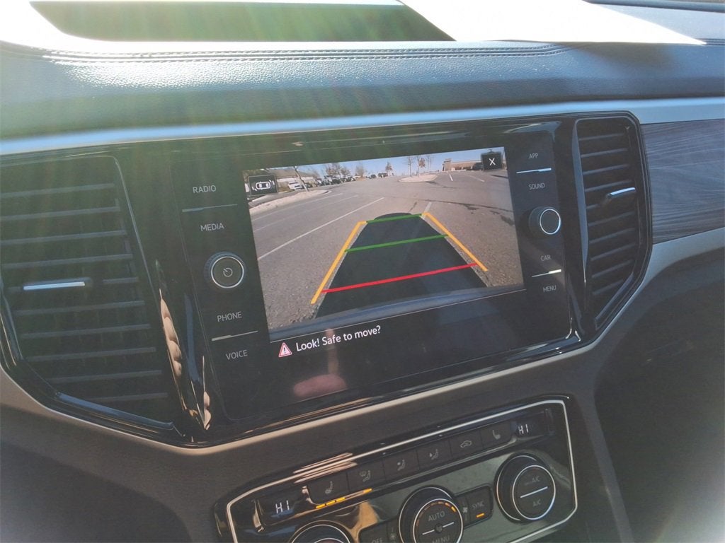 2022 Volkswagen Atlas Cross Sport 3.6L V6 SE w/Technology