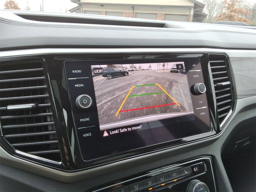 2022 Volkswagen Atlas Cross Sport 3.6L V6 SE w/Technology