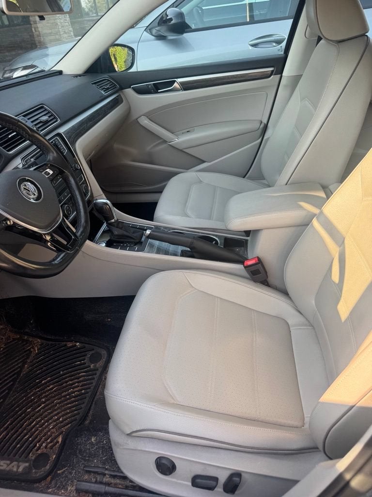 2018 Volkswagen Passat 2.0T SE