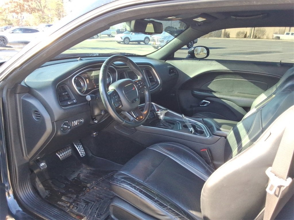 2015 Dodge Challenger SXT Plus