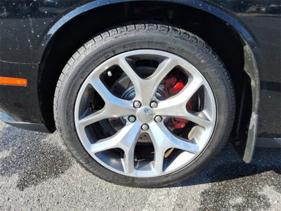 2015 Dodge Challenger SXT Plus