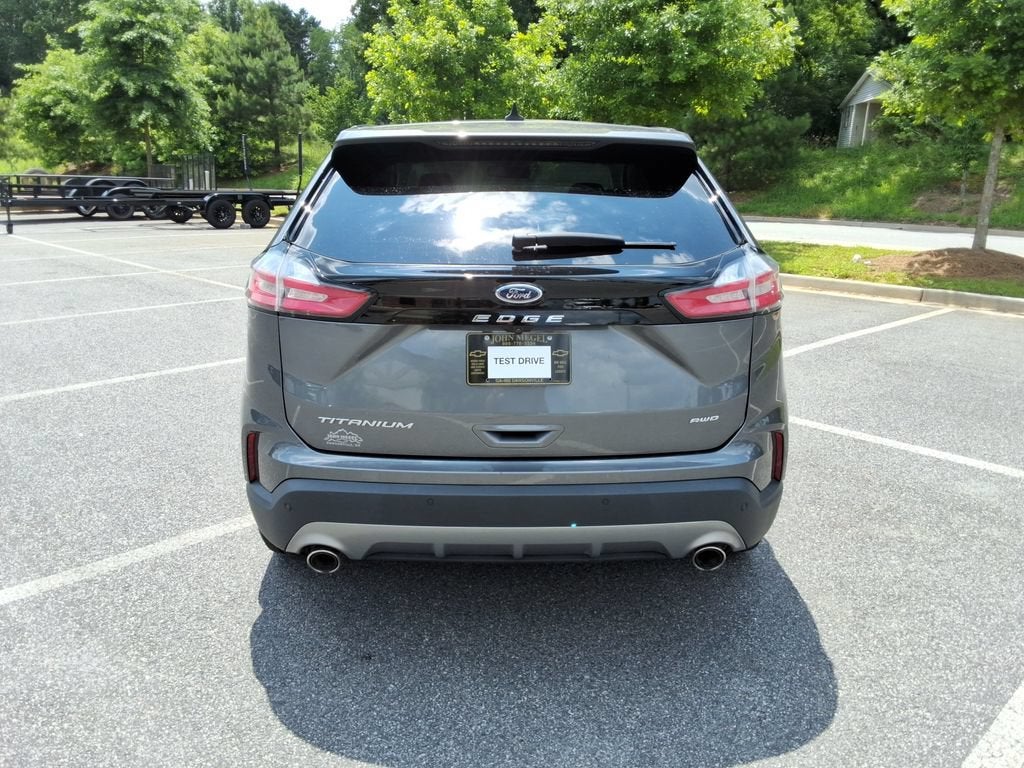 2024 Ford Edge Titanium