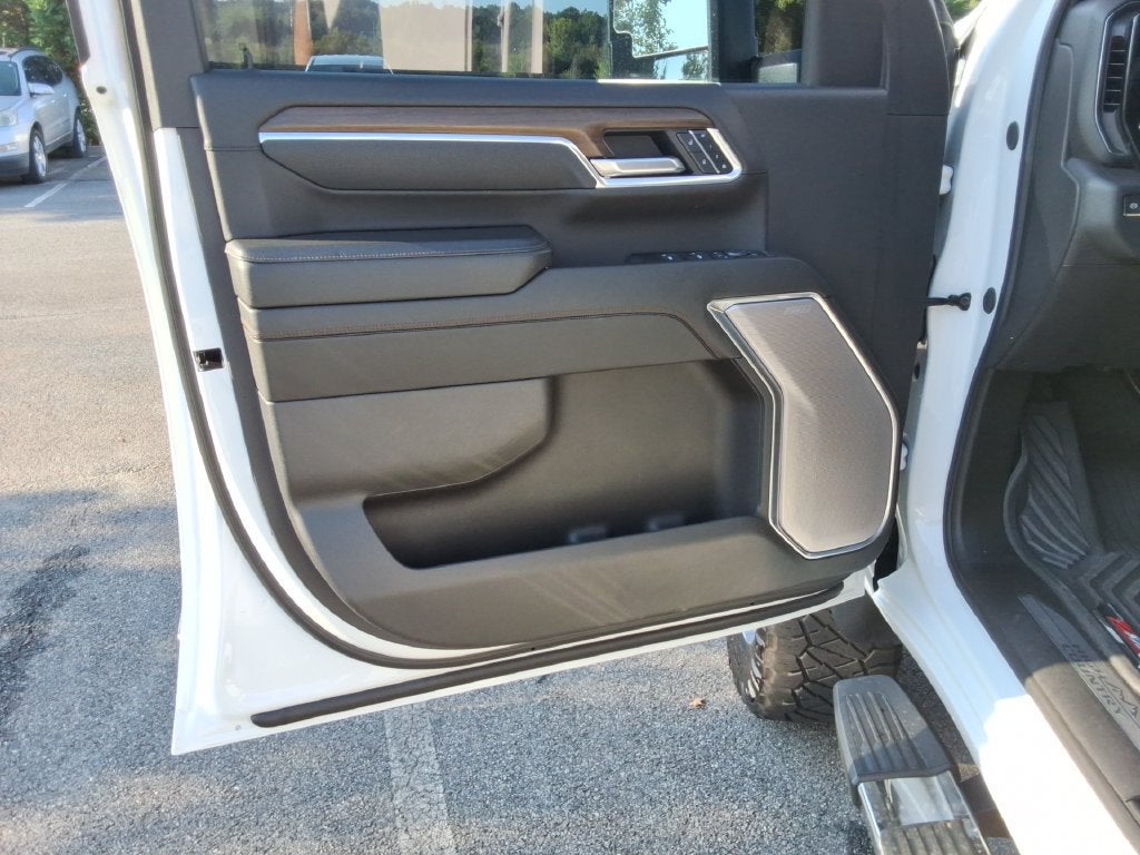 2025 Chevrolet Silverado 2500 HD High Country