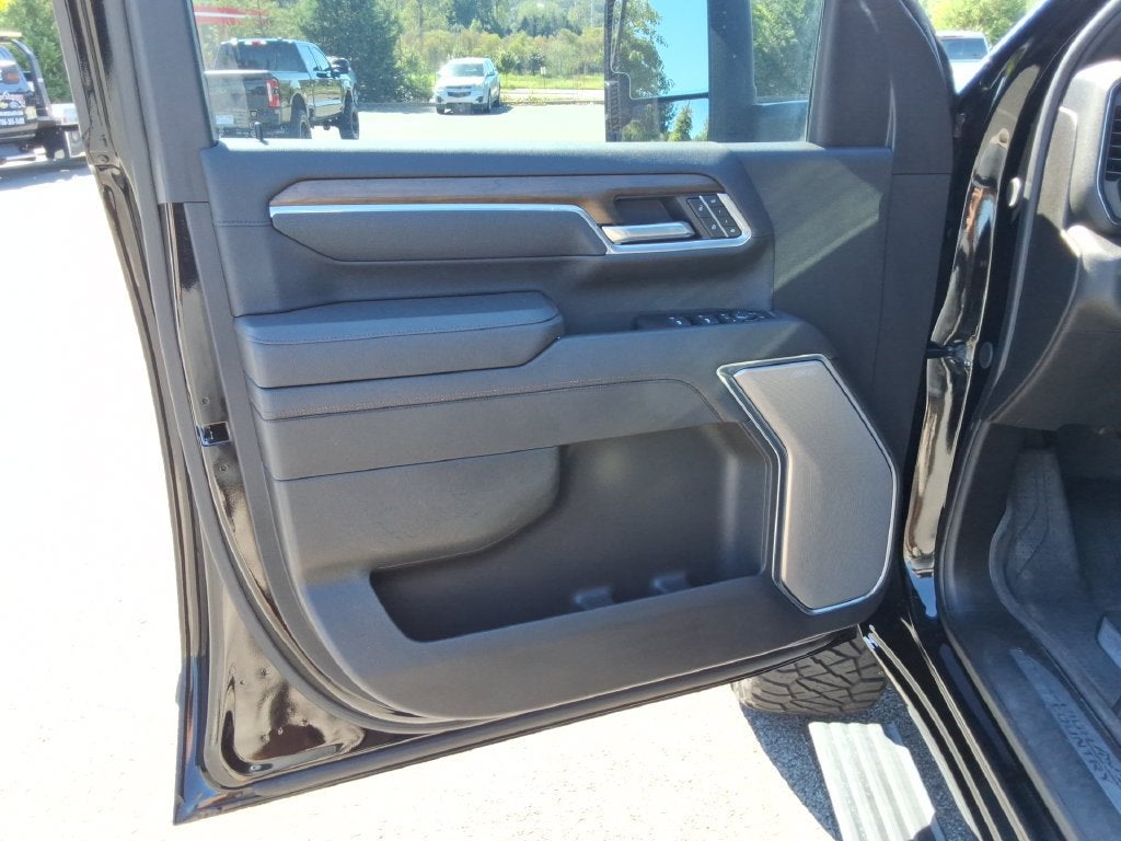 2025 Chevrolet Silverado 2500 HD High Country