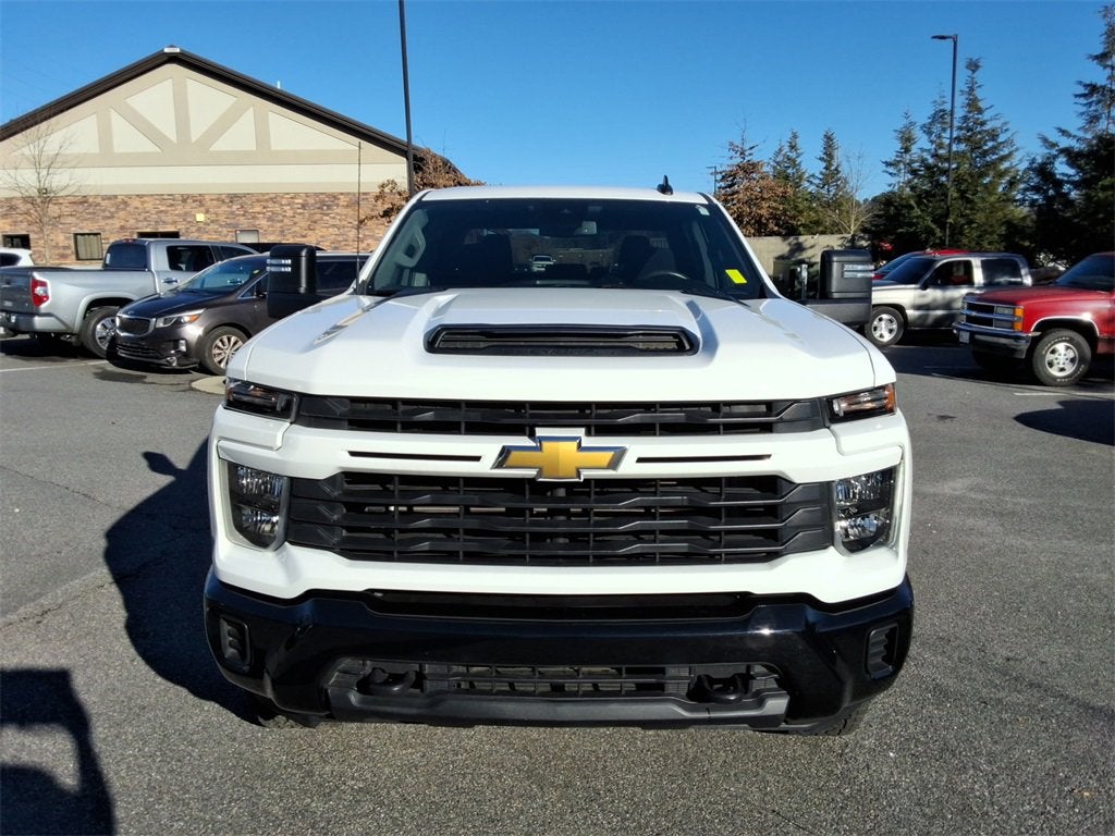 2024 Chevrolet Silverado 2500 HD Custom