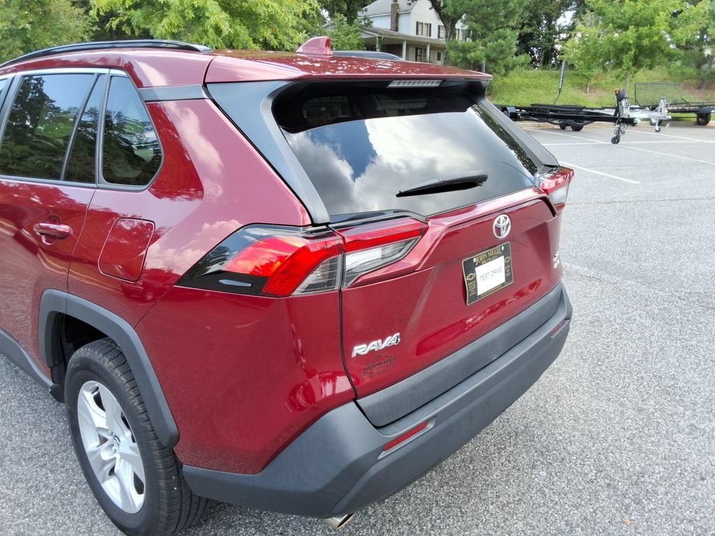 2020 Toyota RAV4 XLE