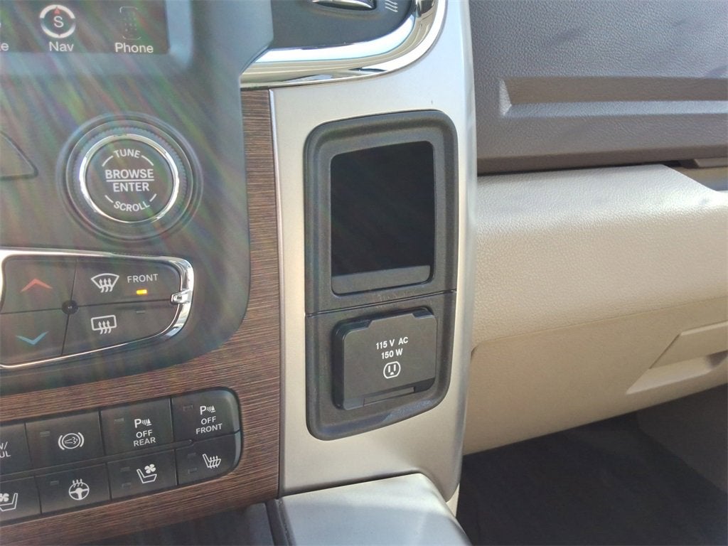 2016 RAM 3500 Laramie