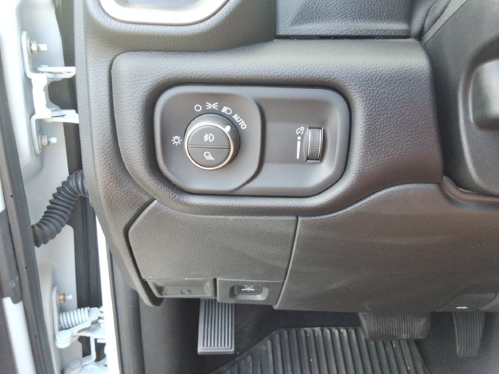 2021 RAM 2500 Big Horn Crew Cab 4x4 6'4" Box
