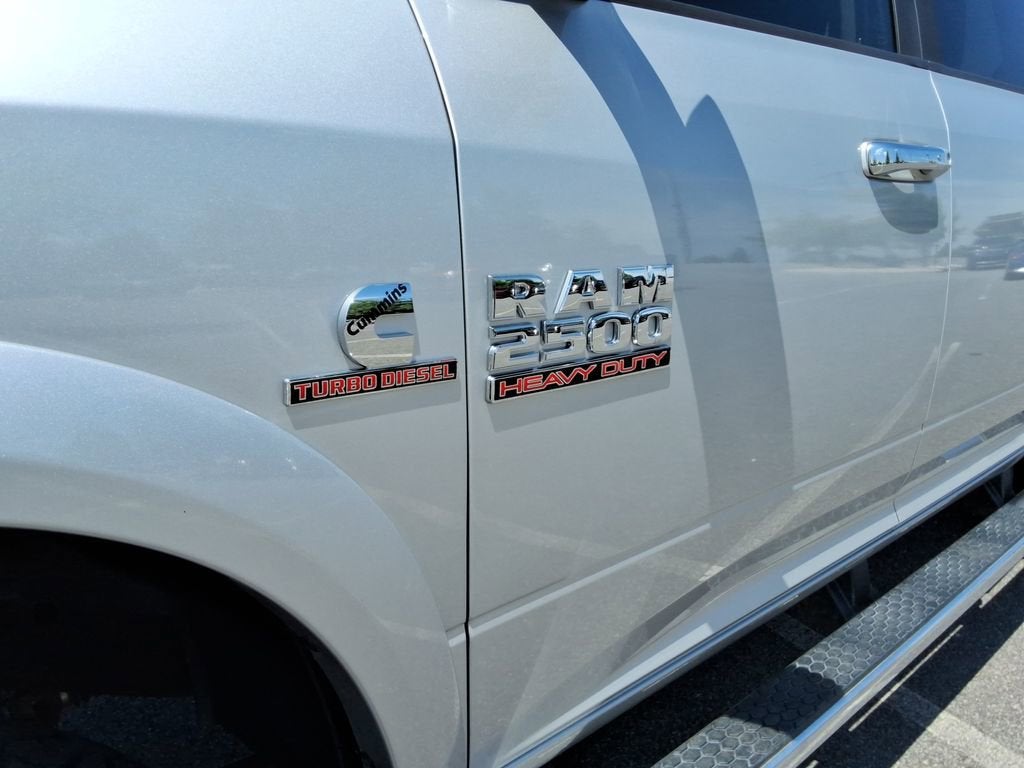 2018 RAM 2500 Laramie Crew Cab 4x4 6'4" Box
