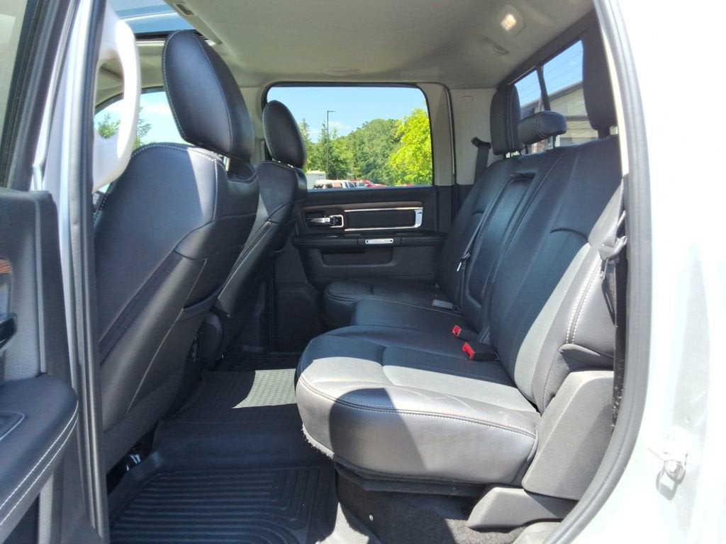 2018 RAM 2500 Laramie Crew Cab 4x4 6'4" Box