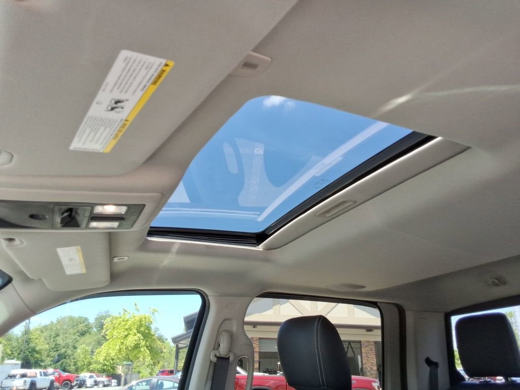 2018 RAM 2500 Laramie Crew Cab 4x4 6'4" Box