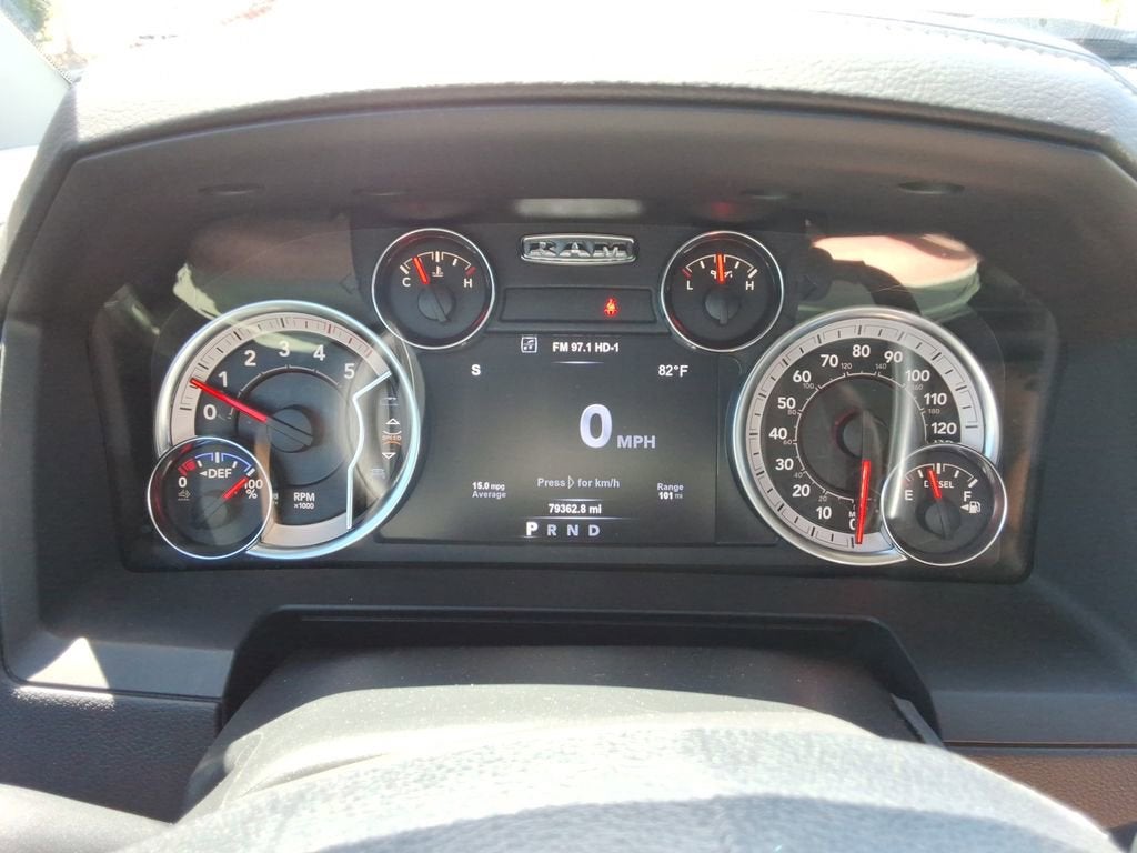 2018 RAM 2500 Laramie Crew Cab 4x4 6'4" Box