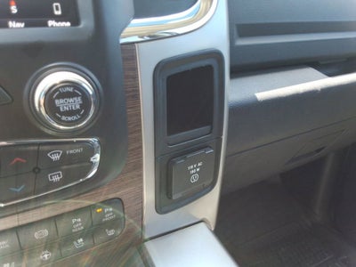 2018 RAM 2500 Laramie Crew Cab 4x4 6'4" Box