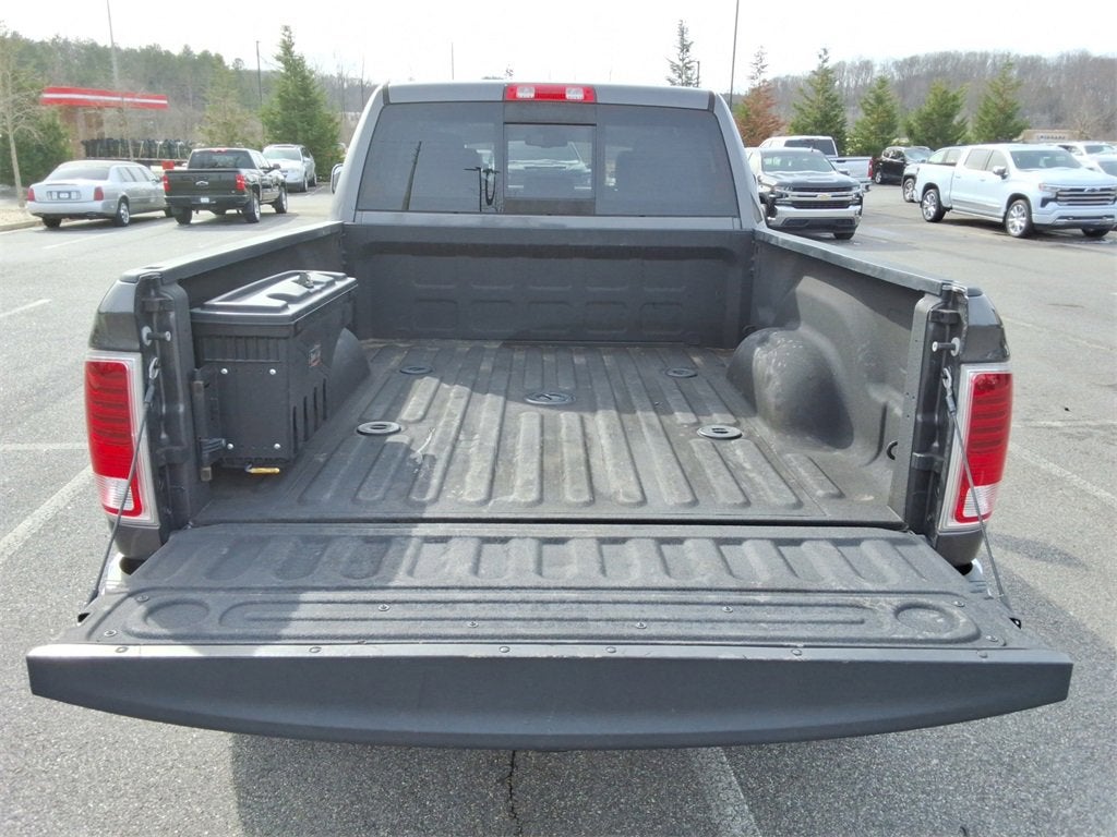 2018 RAM 2500 Laramie Crew Cab 4x4 6'4" Box