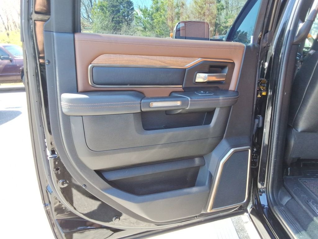 2022 RAM 2500 Limited Longhorn Crew Cab 4x4 6'4" Box