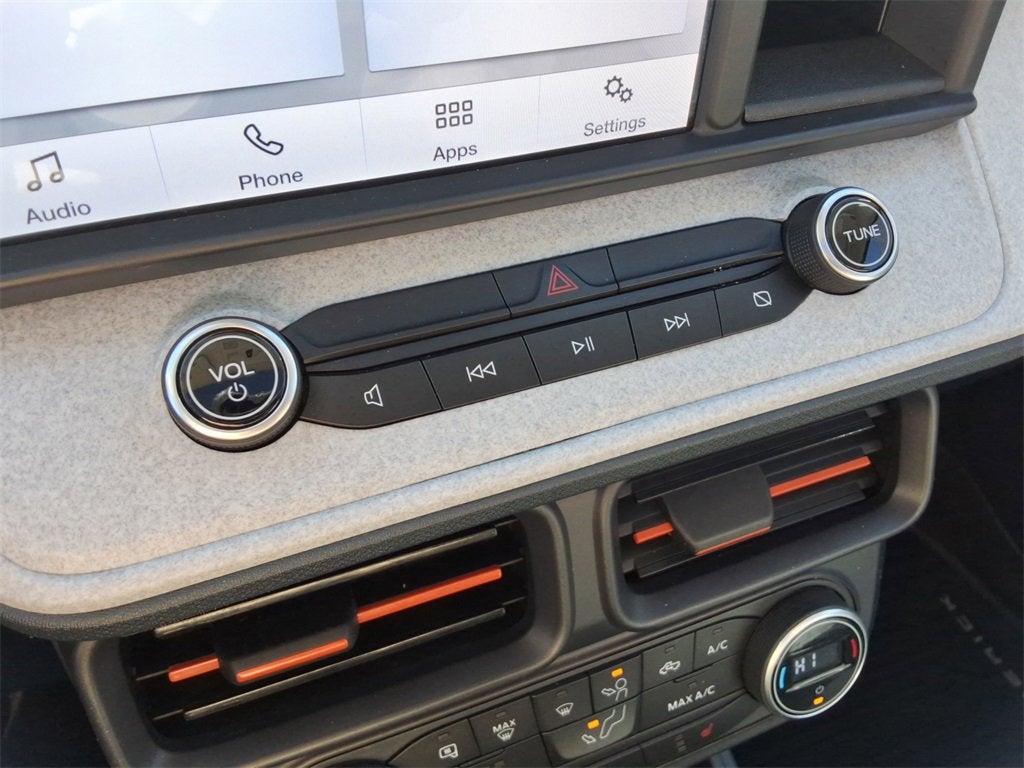 2022 Ford Maverick XL