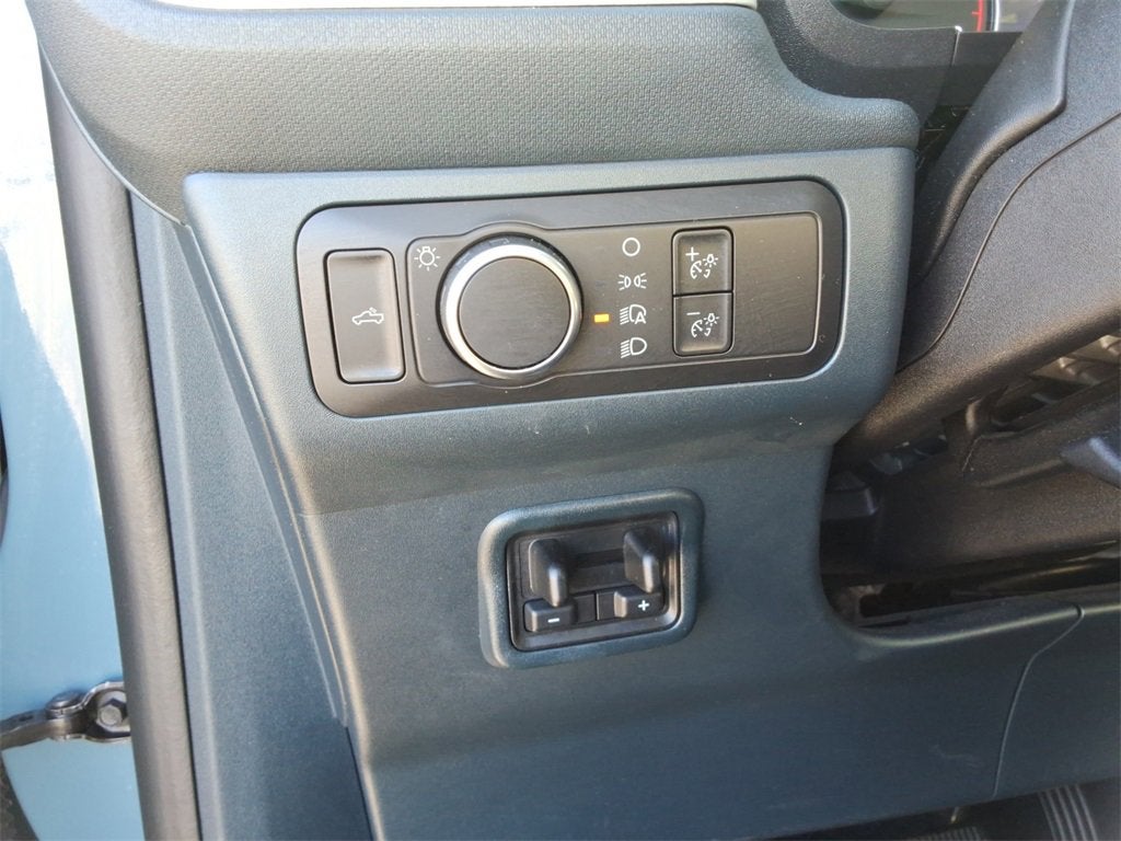 2022 Ford Maverick XL