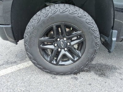 2023 Chevrolet Silverado 1500 Custom Trail Boss