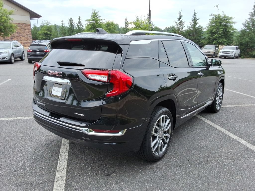 2024 GMC Terrain Denali