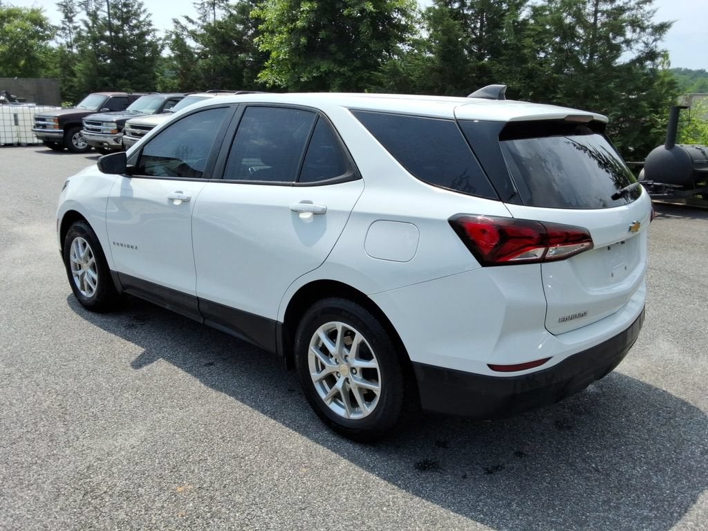 2022 Chevrolet Equinox LS