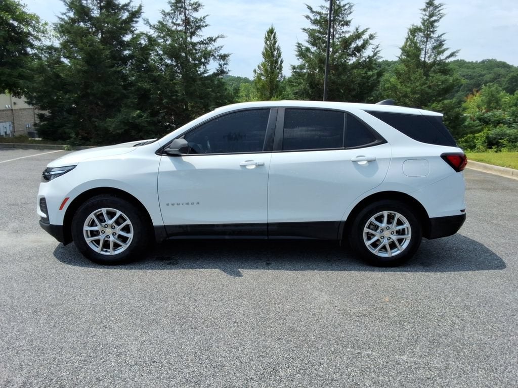 2022 Chevrolet Equinox LS