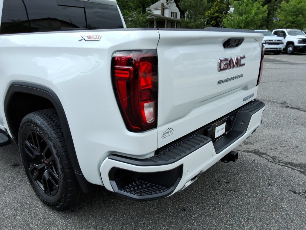 2025 GMC Sierra 1500 Elevation