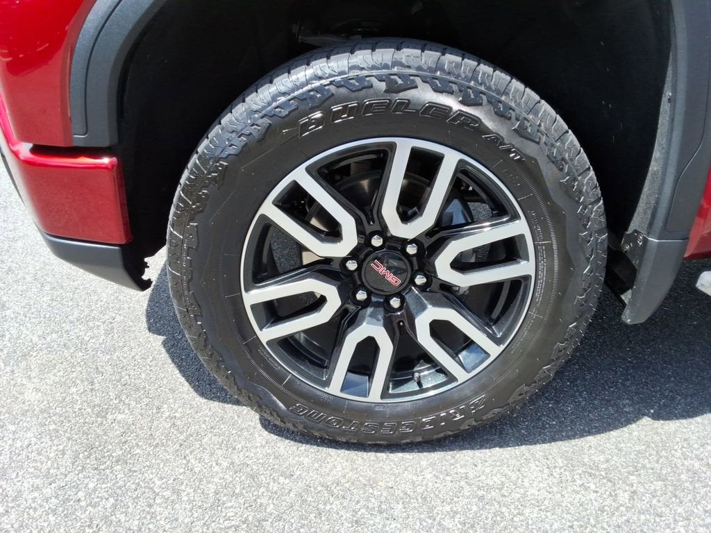 2025 GMC Sierra 1500 AT4